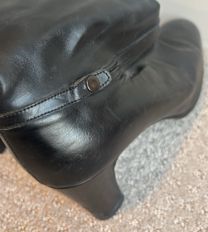 Women's Salvatore Ferragamo Zip Up Knee High Boots Shoes Size 7 AAA Black gallery