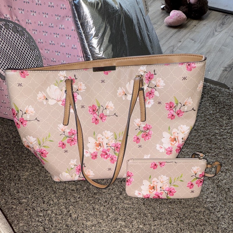 Kors Women’s Large Floral Tote Bag w/ Matching Pouch Lined Bottom Studs