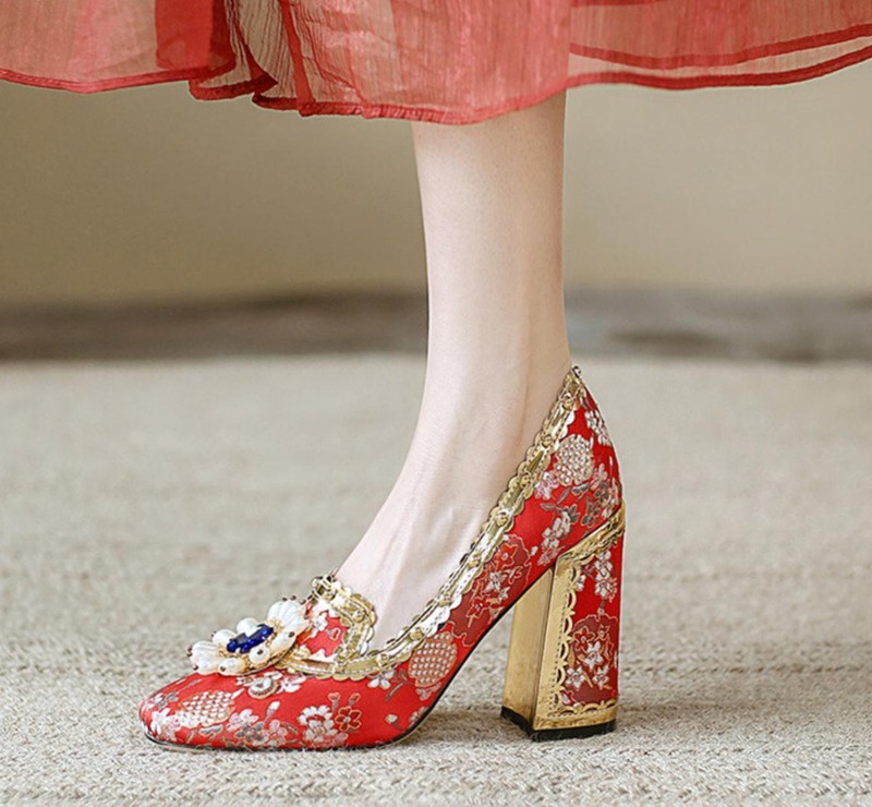 New Womens Beads Rhinestones Embroidery Flower High Heel Pumps Satin Shoes Pumps gallery