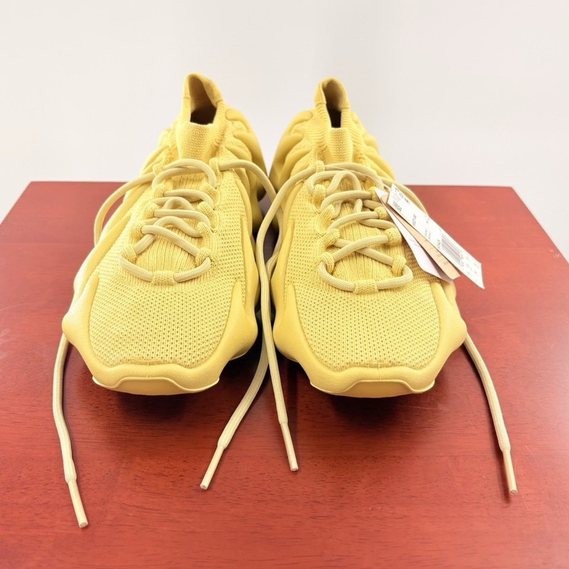 adidas Yeezy 450 Sulfur Men’s Yellow Low Top Lace-Up Primeknit Sneakers
