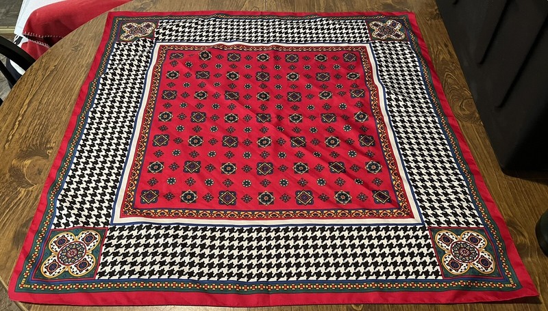 Vintage Avon made in Italy Red pattern print scarf Hankerchief 30.5" x 30.5"