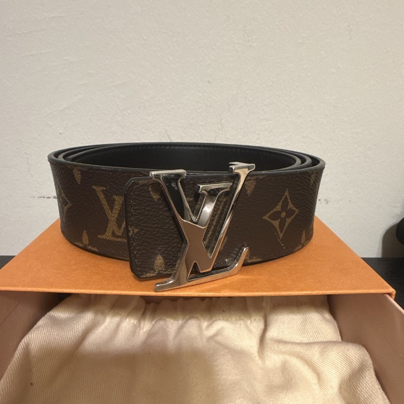 Louis Vuitton Reversible Adjustable Monogram LV Buckle Belt Brown/Black 40