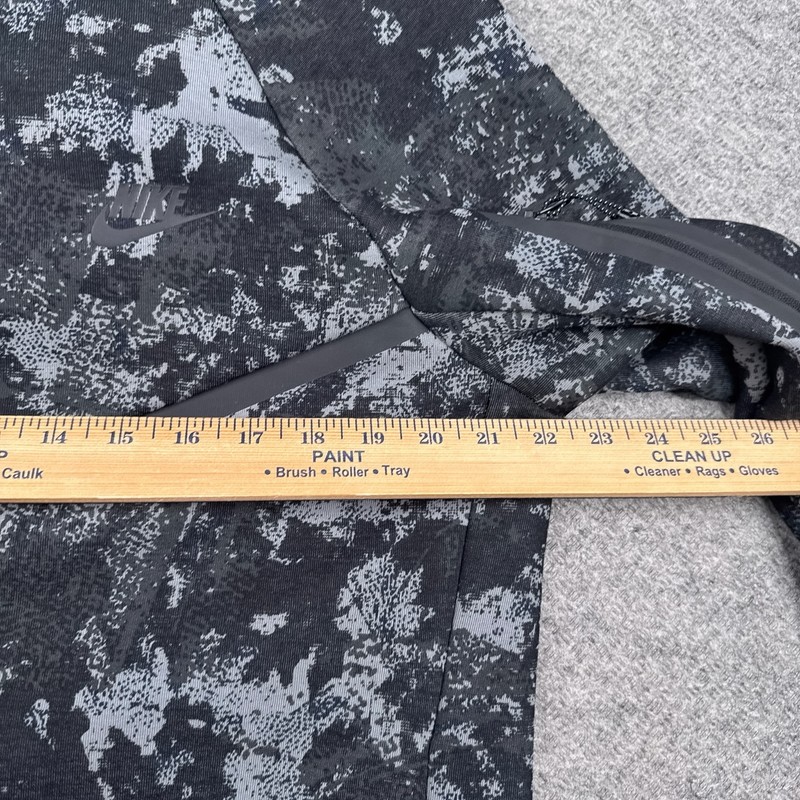 Nike Tech Fleece Hoodie Mens Medium M Gray Camo Full Zip Jacket HV5055-060 gallery