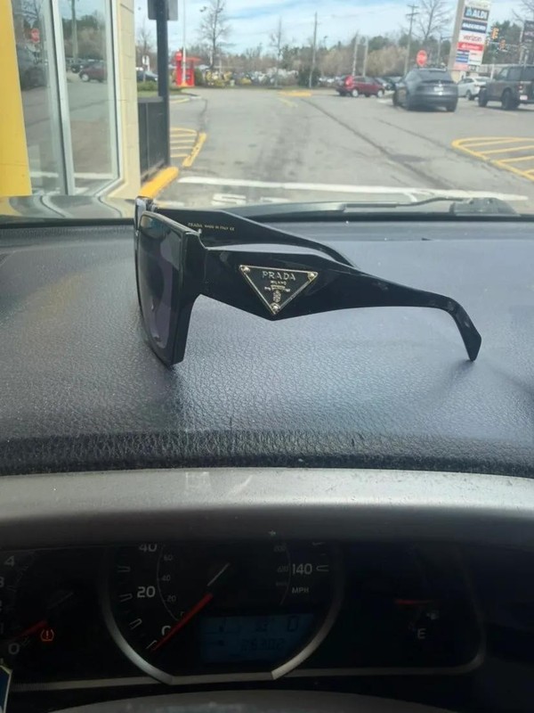 PRADA PR18WS Oversized Geometric Black Gradient Gray Sunglasses Women Designer gallery