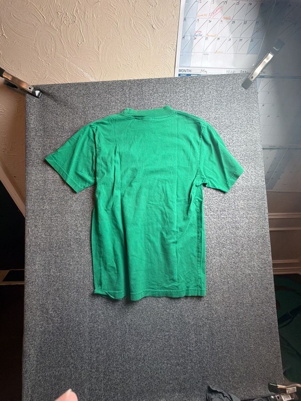 Vintage 90s Mickey Inc Winnie the Pooh and Tigger Embroidered Green Pocket Tee gallery