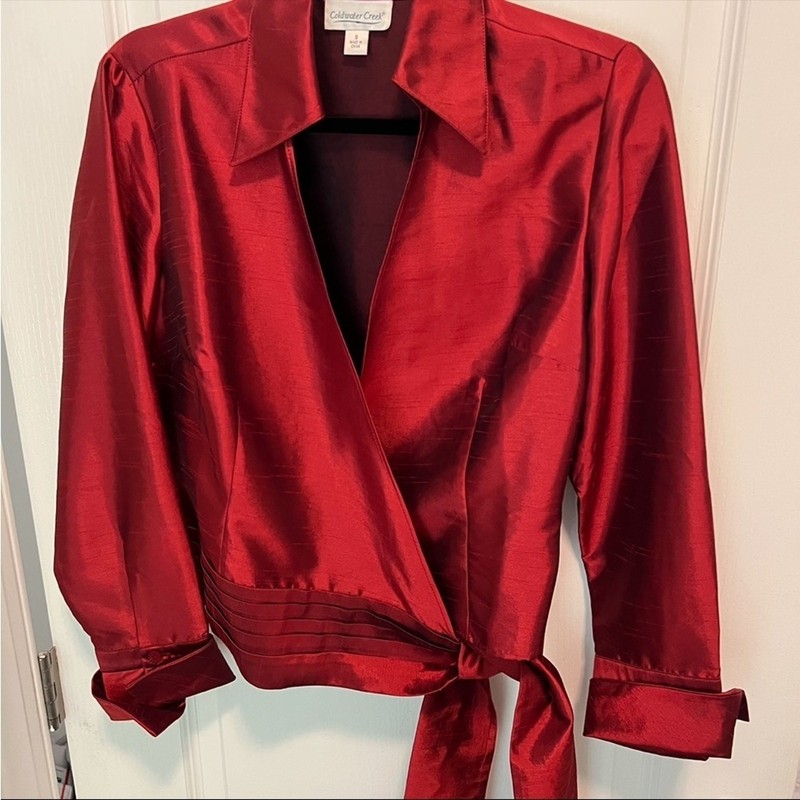 Coldwater creek faux silk deep red wrap top size small red the color