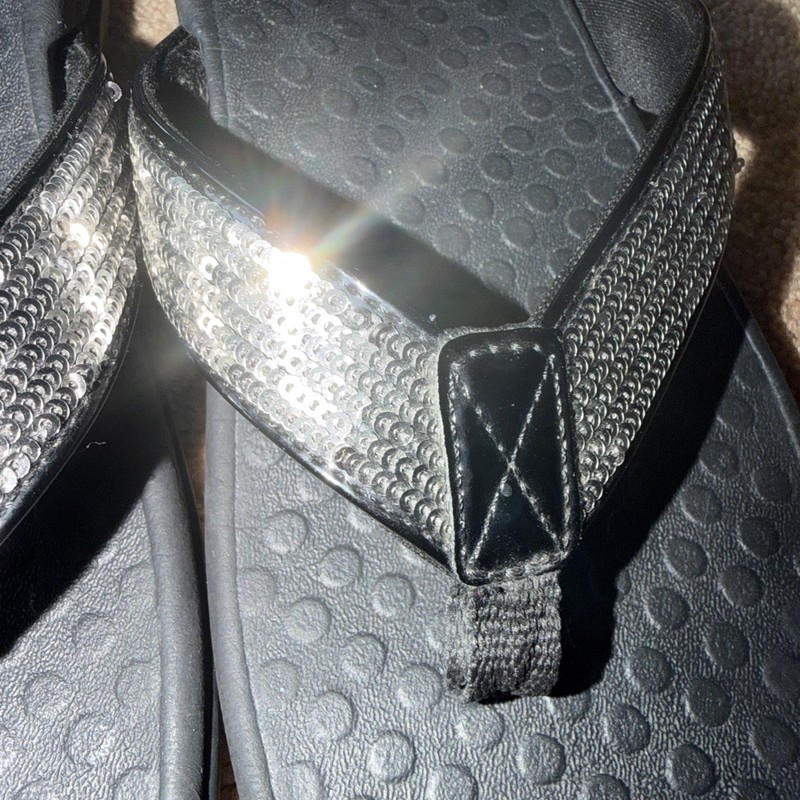 Vionic Women’s Tide II Toe Post Sandal Glossy Black Flip Flop Size 7 gallery