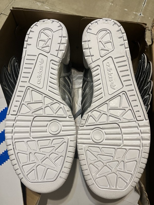 Authentic Adidas Jeremy Scott Metallic silver wings size 8.5 with box gallery