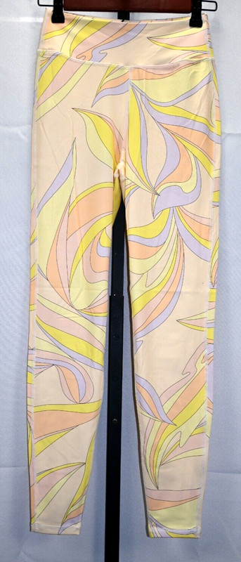 Cupshe Women’s Activewear Leggings Size S NWT 79% Nylon 21% Spandex