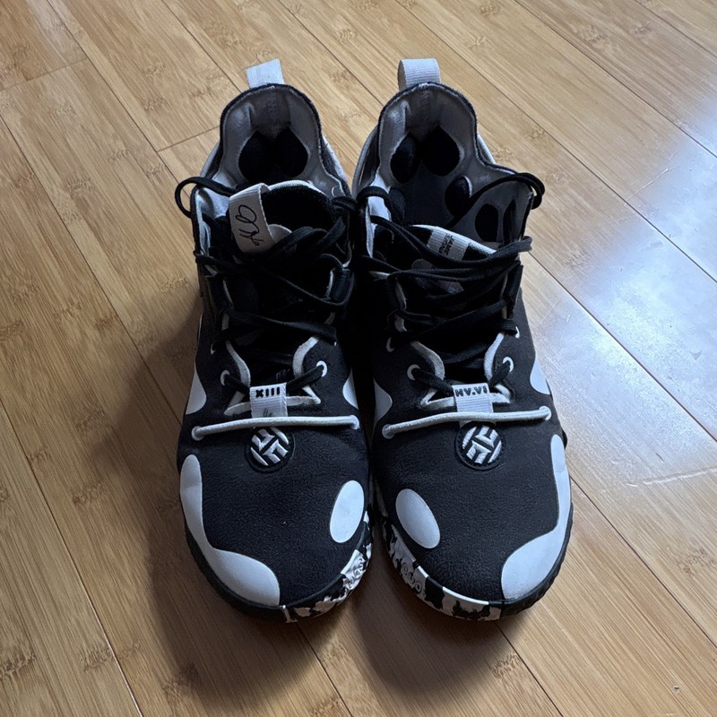 adidas Harden Vol. 6 Basketball Shoes Size 10