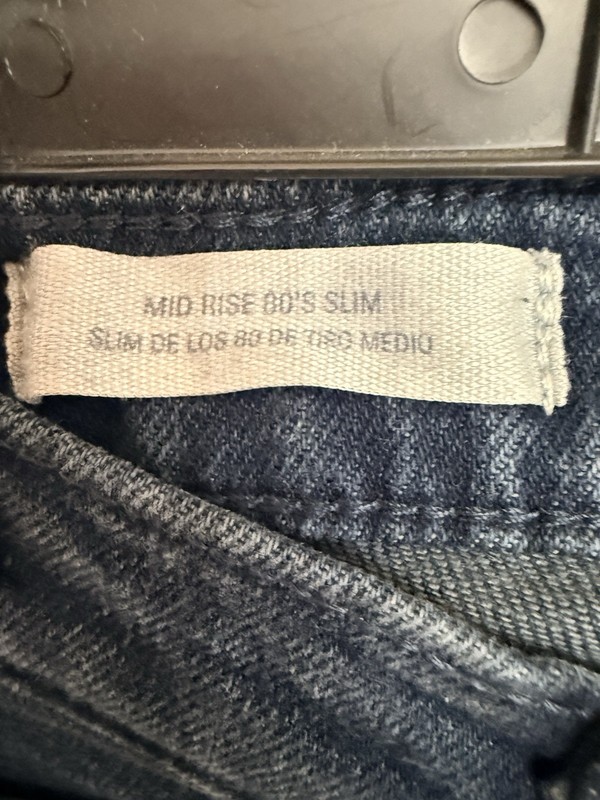 Universal Thread Women's Mid Rise Slim Jeans Dark Wash Blue Stretch Size 4 gallery