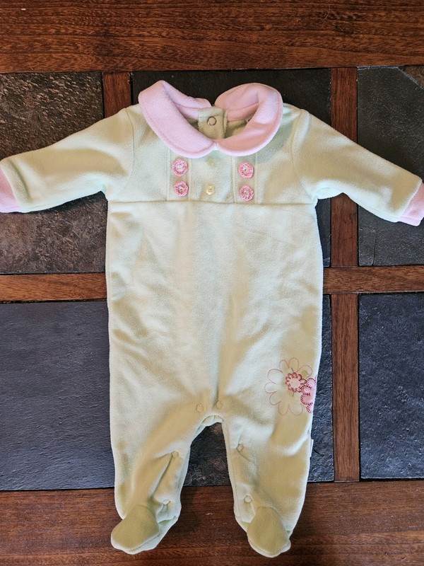 VINTAGE Little Me Baby Girls Embroidered Fleece Footed Outfit Size 3 Months