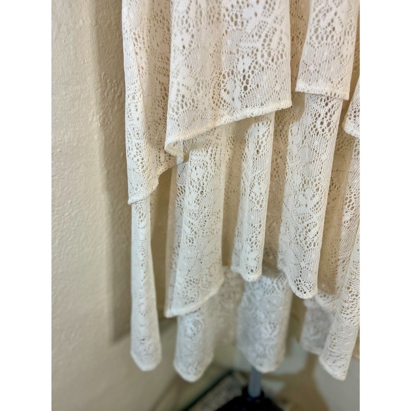 A’vere S Bohemian tiered top with lace and faux suede