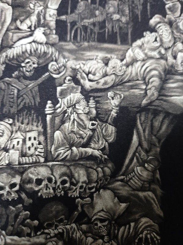 2007 Disneyland Pirates Of The Caribbean Shirt XL Jaxk Sparrow Johnny Depp Skull gallery