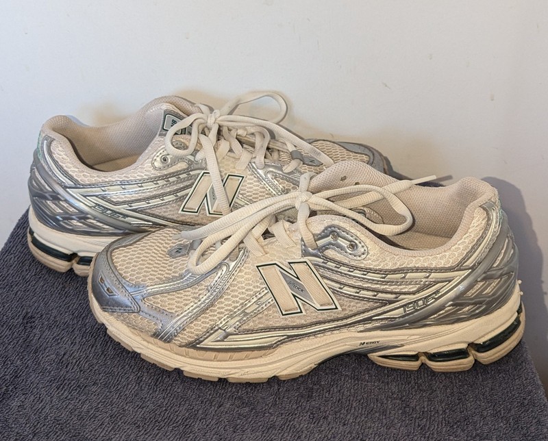 New Balance 1906R Men’s Silver Metallic Sea Salt Sneakers Size 12 D M1906REE