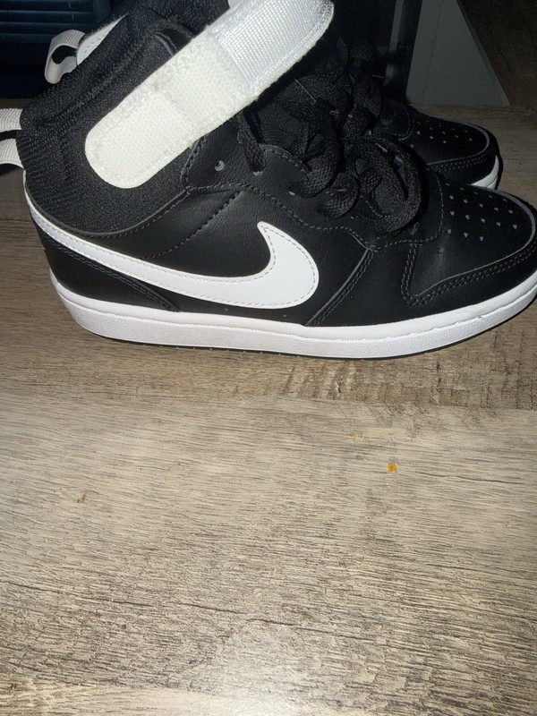Nike Court Borough Mid High Top Sneakers Black/White Lace-Up Hook & Loop