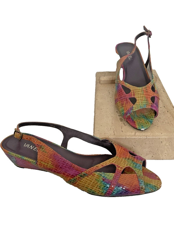 Vaneli Van Eli Ertha Fuchsia Multicolor Peep Toe Slingback Wedge Sandals 10.5 M