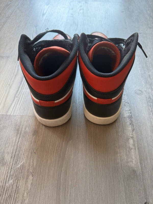 Jordan 1 Mid Bred Toe gallery