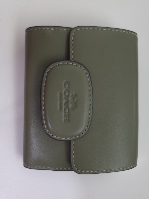Coach Eliza Small Trifold Wallet – Olive/Sage Green (Used, Great Condition)