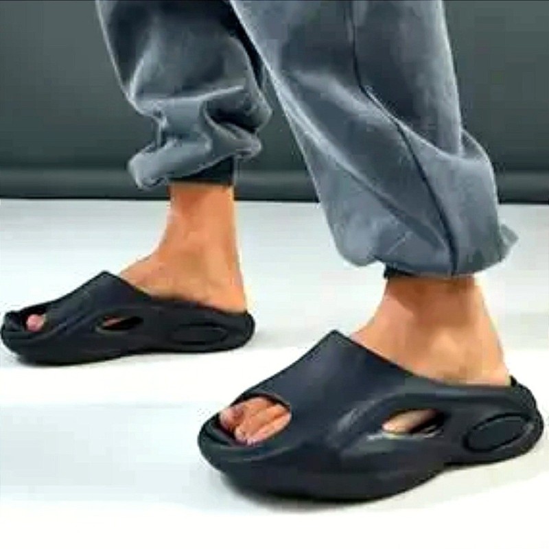 Pretty Little Thing Black Rubber Slides Sz 10 11 Sandals‎ Beach Pool Outdoor