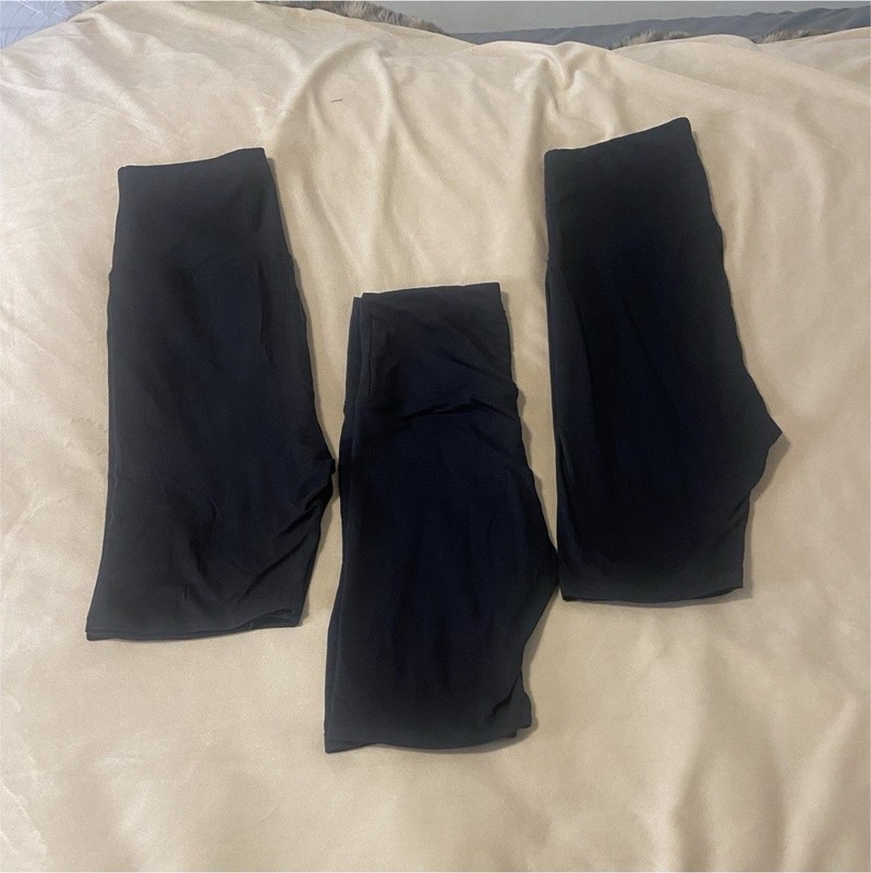 Black Women’s Ankle Leggings Small-Medium Stretch 92% Polyester 8% Spandex