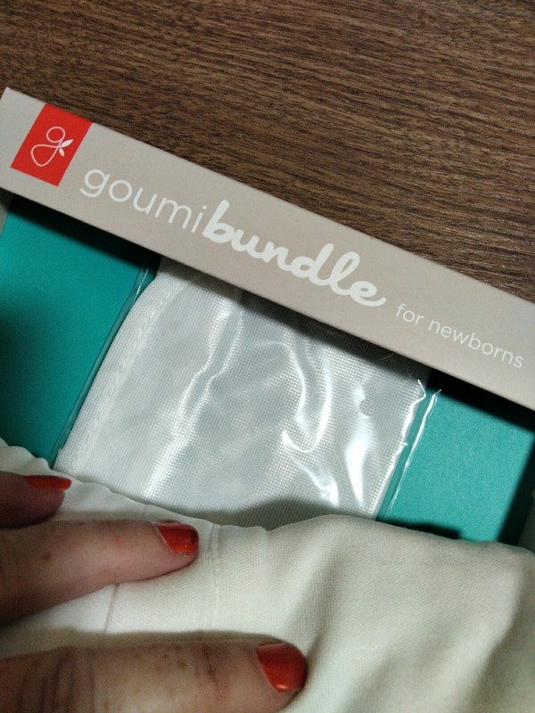 Goumi Bundle Mitts Boots Jamms Laundry Bag Newborn 0-3 Months 4 Piece White Gree gallery