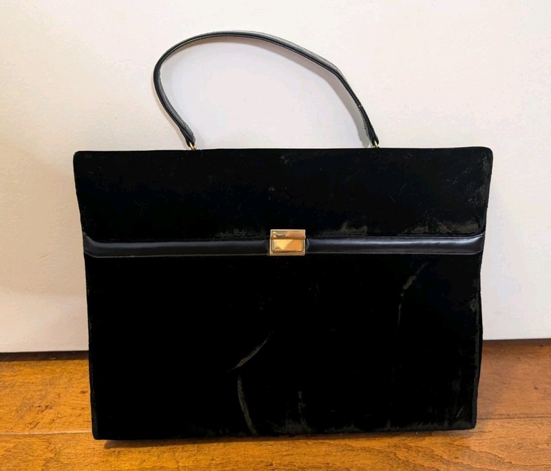 Vintage GRETA Black Velvet Tote Handbag Purse 15" Wide Flat Mid Century Elegant gallery