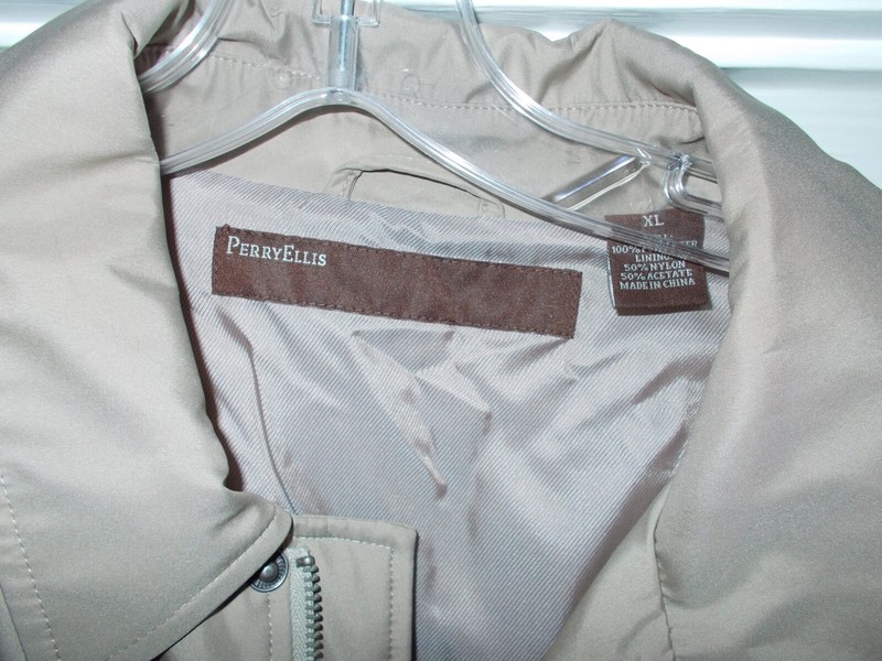 Perry Ellis Khaki Zippered Weather Resistant Men’s Jacket Size XL gallery