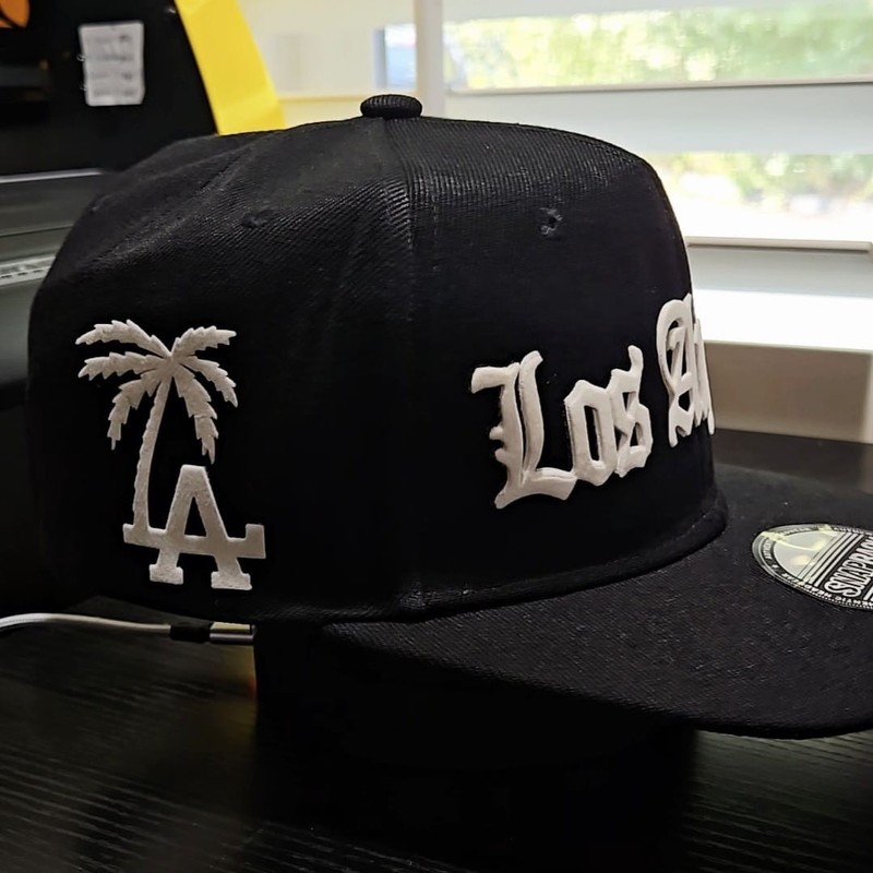 Los Angeles cap in black, SnapBack baseball cap, adjustable size