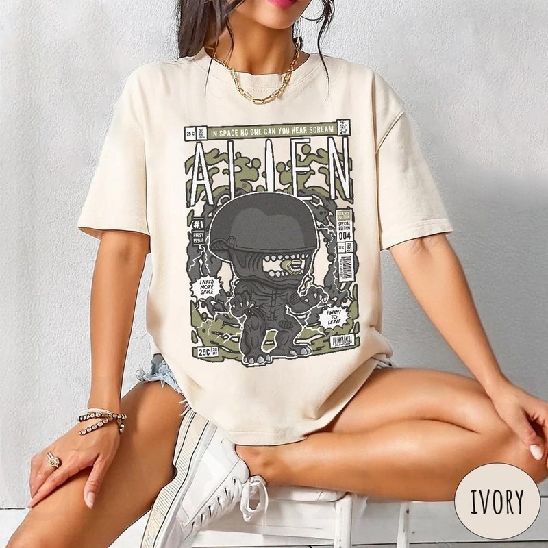Retro Space Creature Horror Vintage Graphic T Shirt Alien Sci Fi Tee