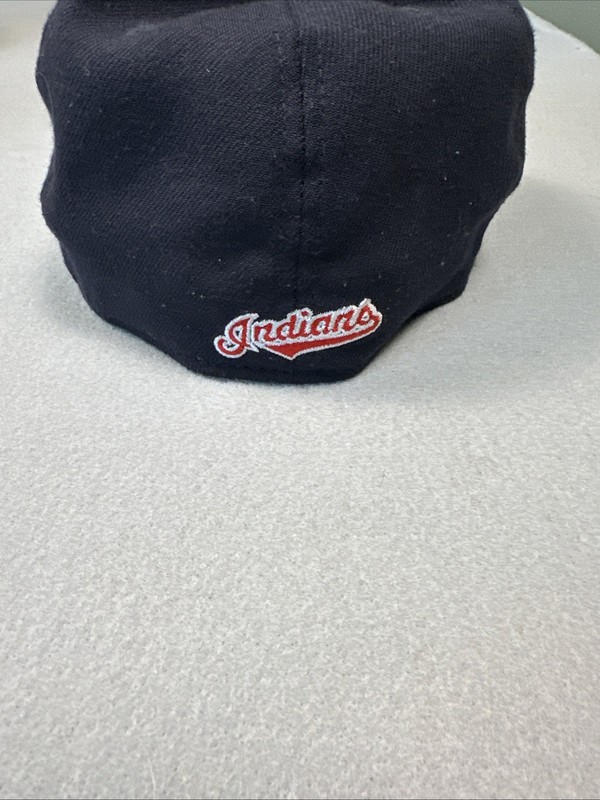Lot of 4 Cleveland Indians Guardians Cavs New Era 39Thirty Fitted Hats L/XL gallery