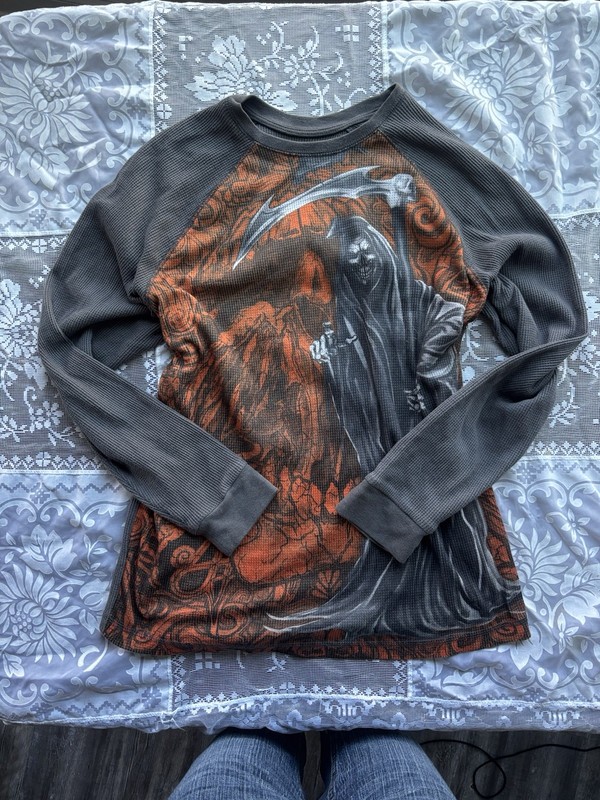 Y2K Skater Style Gray and Red Long Sleeve Thermal with Grim Reaper Graphic