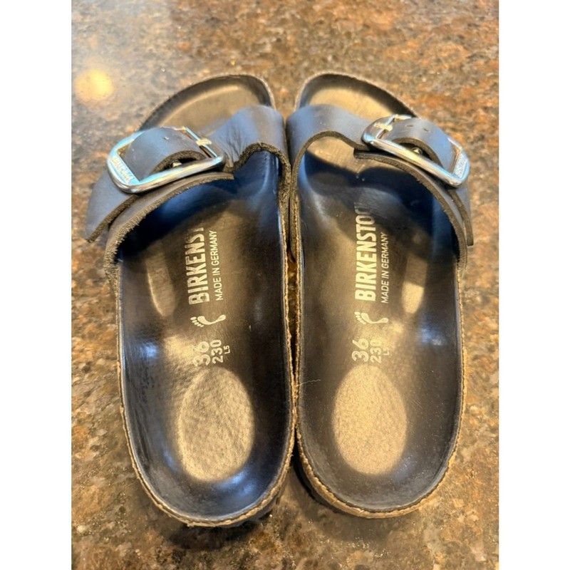 Birkenstock Madrid Big Buckle Sandals – Black Leather – EU 36 (L5) - EUC! gallery