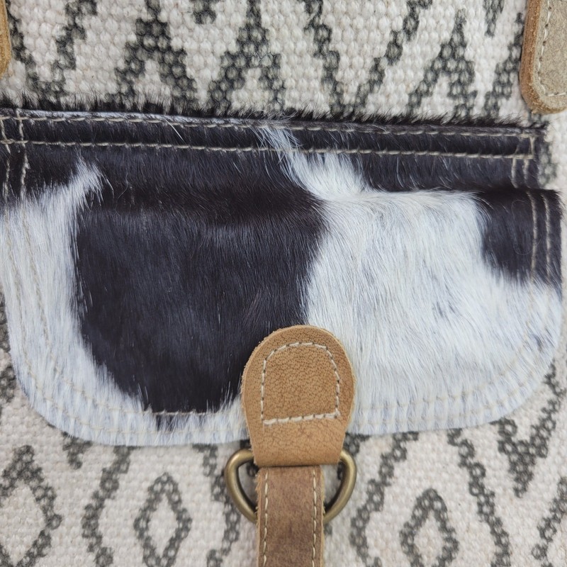 Myra bag Amber upcycled canvas & cowhide backpack S-1332 gallery