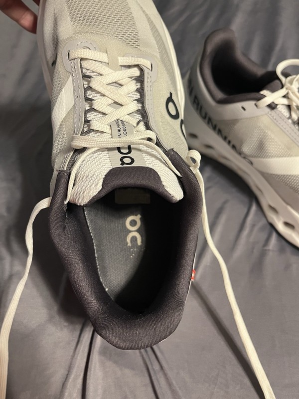 On Cloudrunner Women’s Running Sneakers Gray/White Mesh Lace-Up Rubber Sole gallery