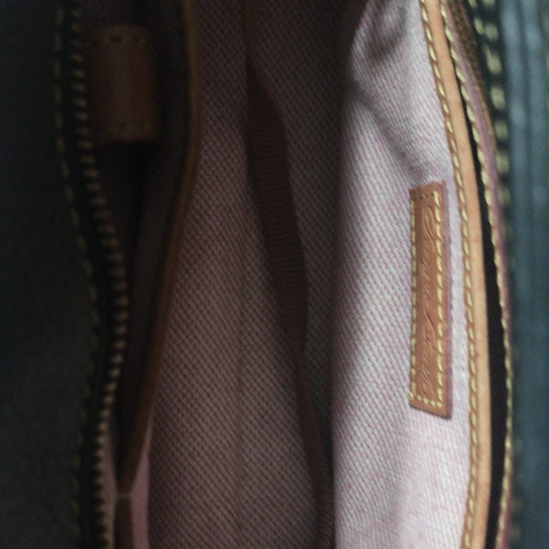 Dooney & Bourke Pebbled Satchel Top Handle Zip Buckle Detachable Strap gallery
