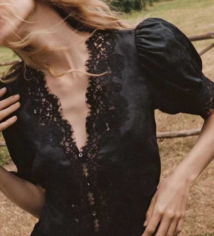 Doen Idella Top Black