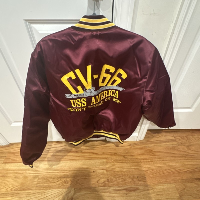Vintage! SWINGSTER Sz Med Men’s Red ’80s/’90s cv-66 uss América