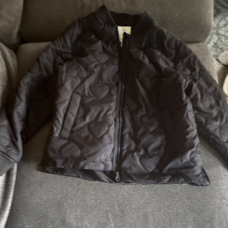 A Heart Shaped Jacket For Young Girls In Size 10/12 Black Great With Styling ￼￼