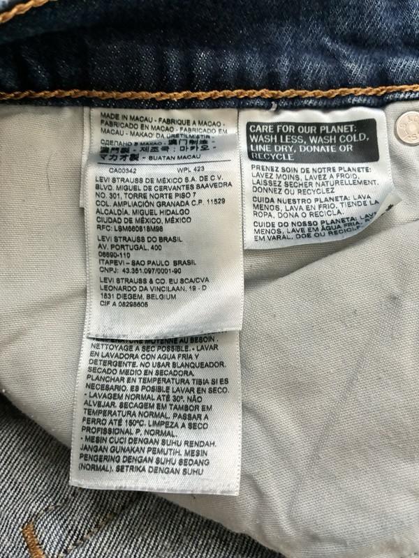 Levi’s Premium Women’s Blue Bootcut Jeans Ribcage 5-Pocket Button Fly gallery