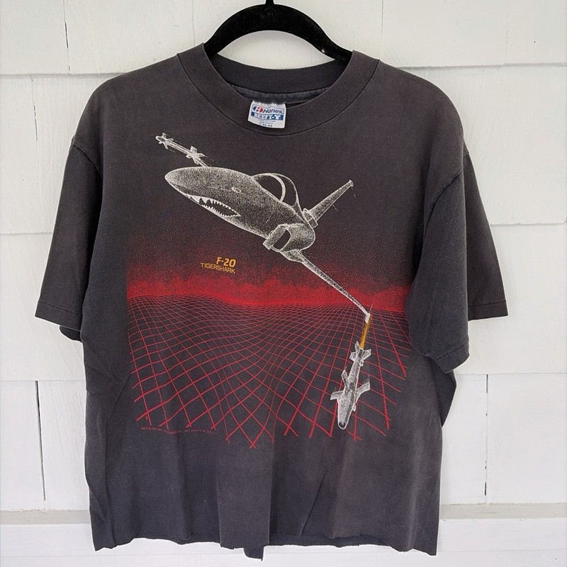 1983 TigerShark Graphic Tee Faded Black Cotton Crew Size L CROPPED
