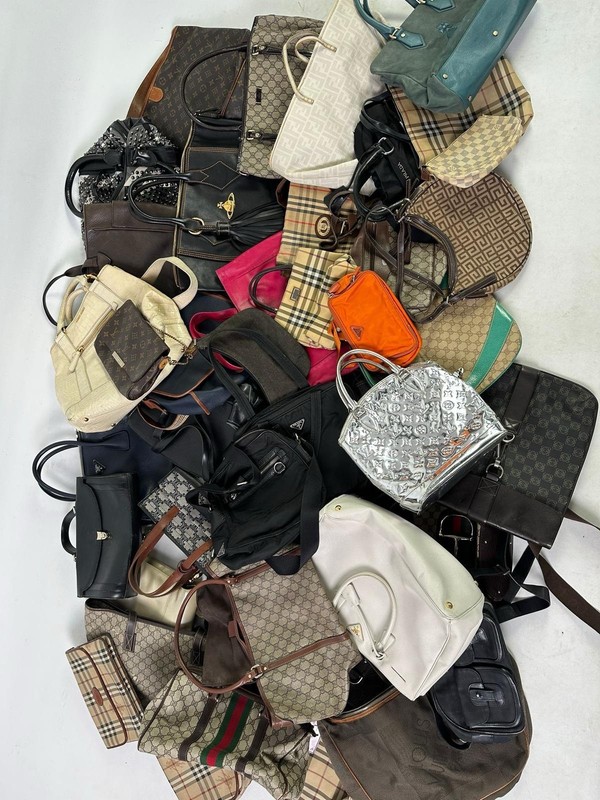 Unlisted Live Show Inventory-Small & Medium Bags
