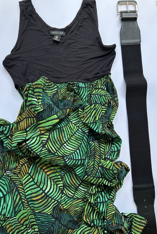 Rachel Zoe Women’s M Sleeveless Scoop Neck Leaf Print long dress with belt