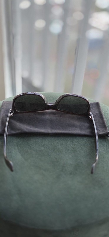 Ray Ban Andy in havan brown with progressive lenses RB4202, 607313 size 55/17 gallery