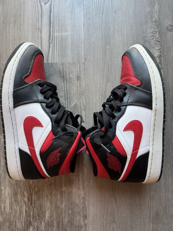 Jordan 1 Mid Bred Toe gallery