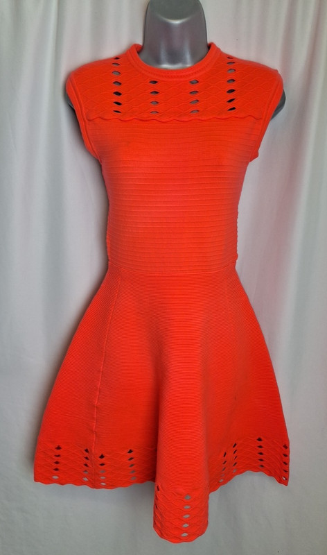 TED BAKER Women’s Skater Dress Neon Pink Cut Out Design Size uk8 Stretch E4736