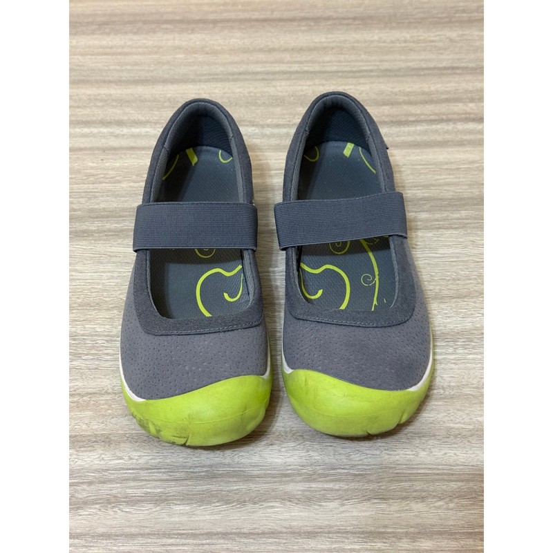 Keen Women Mary Jane Sneakers 8 Grey Lime Green Elastic Strap Gorpcore 1009367 gallery