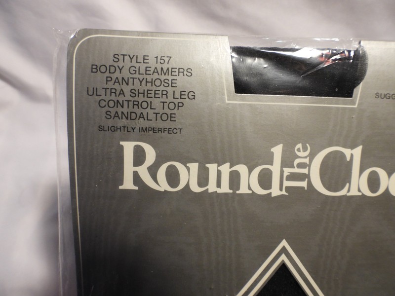 NOS NIP Vtg Round the Clock Sheer Leg Sandaltoe PANTYHOSE Black Style 157 Size C gallery